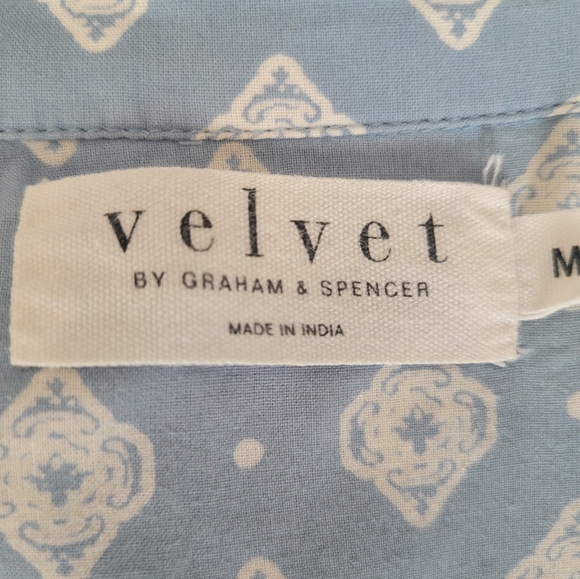 Velvet by Graham & Spencer down Shirt. Size M - Picture 7 of 11